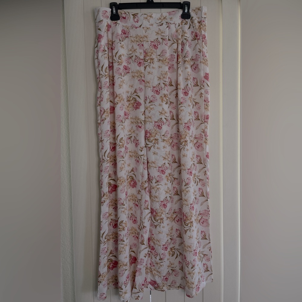 New Boho White and Pink Floral Flows Pant